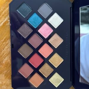 Fenty beauty by Rihanna